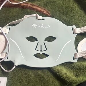 Kala Red Light Face Mask